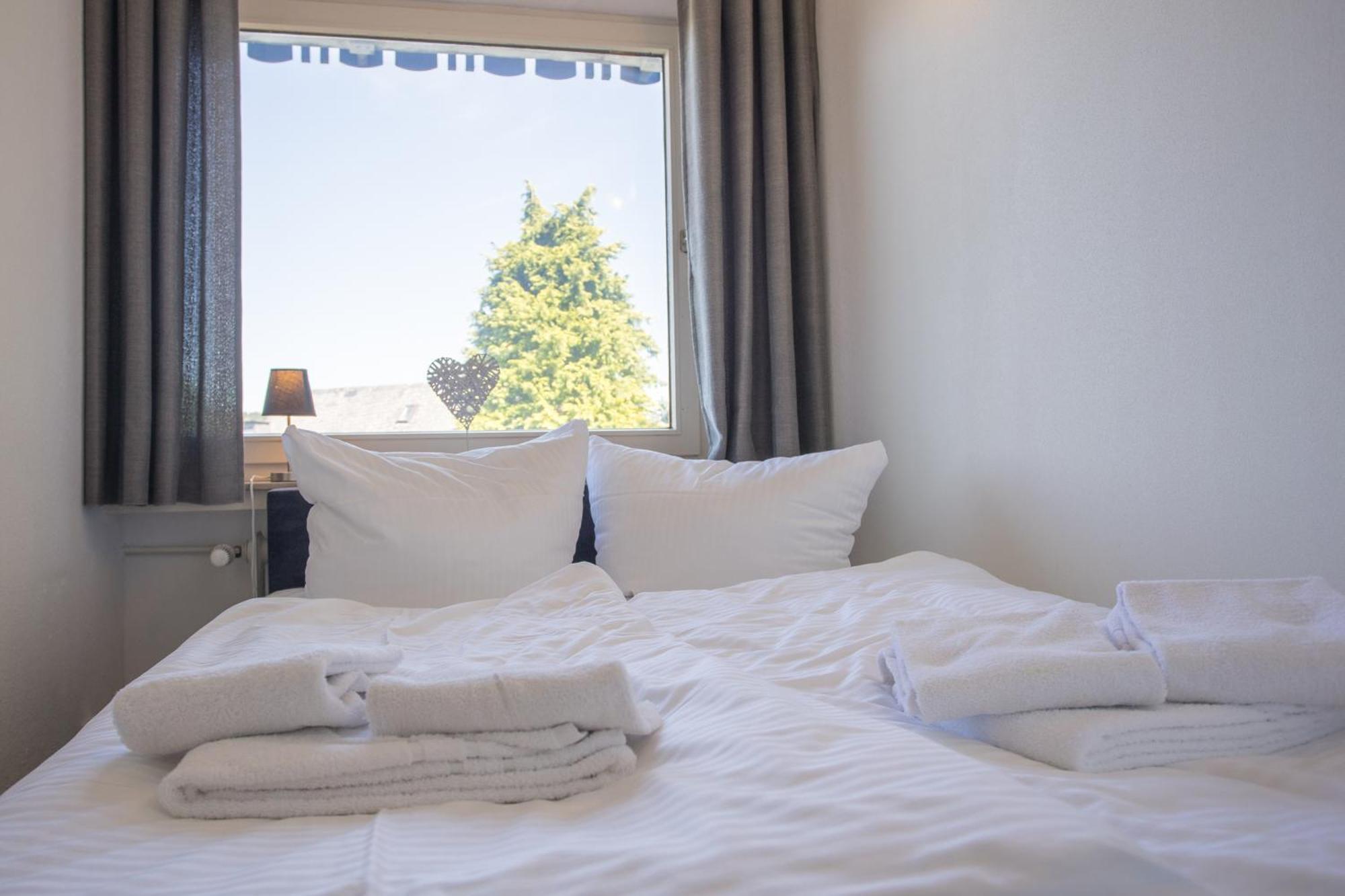 Ferienwohnung 'Kleine Auszeit Winterberg' - Am Herrenskoepfchen 4 温特贝格 外观 照片